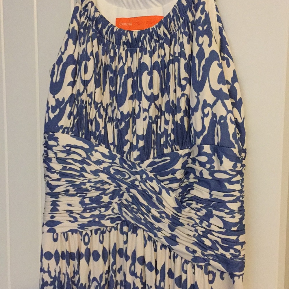 Dress - Picture 2 of 5